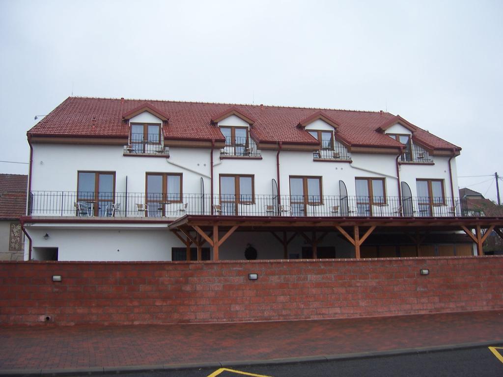 Penzion pod Kraví horou Bořetice Exterior foto